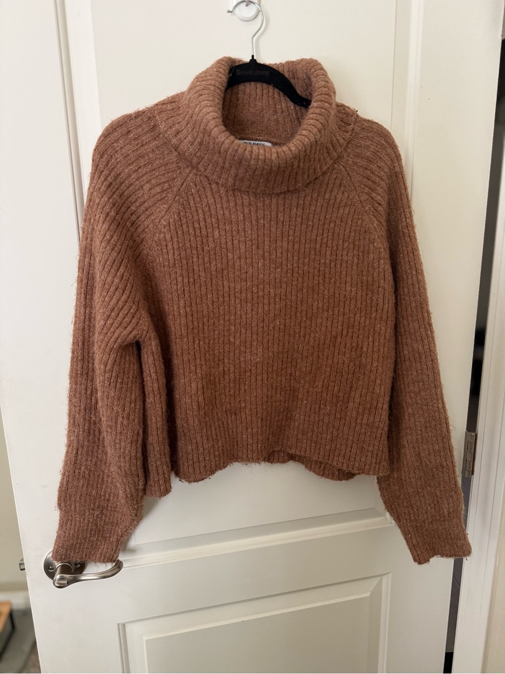 Cropped Turtleneck Sweater - Brown